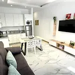 5 Island Village With Wi Fi And Pool Costa Adeje (Tenerife)